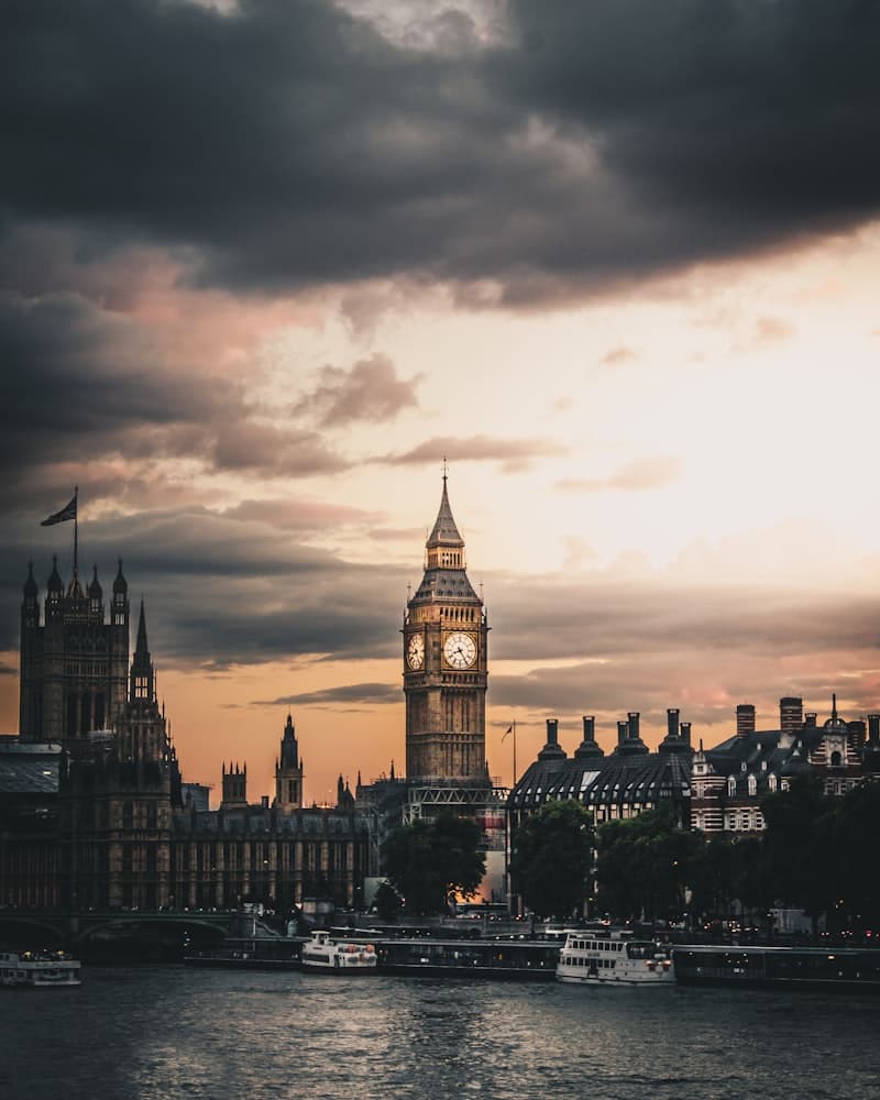 London مكتب